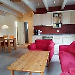 Haus Ruem Hart Apartamento